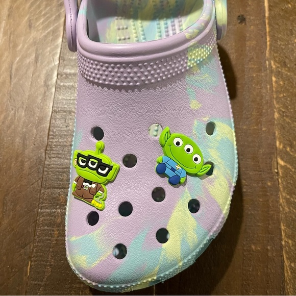 2 Piece Disney Toy Story Aliens Crocs Charms - Buy 3 of More Get 50% OFF - Picture 3 of 3